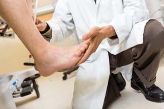 How do you treat diabetic feet?